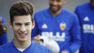 Santi Mina