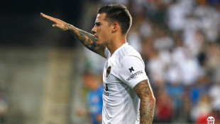 Santi Mina