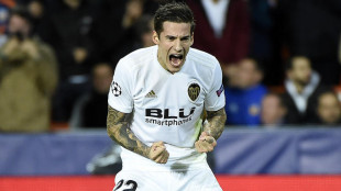 Santi Mina