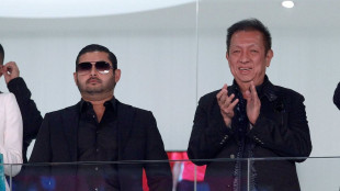 Príncipe de Johor y Peter Lim