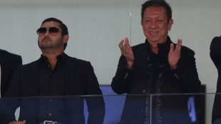 Príncipe de Johor y Peter Lim