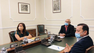 Sandra Gómez, Joan Ribó y Anil Murthy