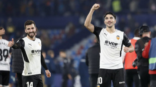 Gayà y Carlos Soler