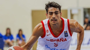 Álvaro Cárdenas destaca en la convocatoria de Chus Mateo para la selección española