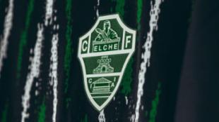 El Elche CF amplía su presencia comercial con una nueva tienda oficial en el estadio Martínez Valero