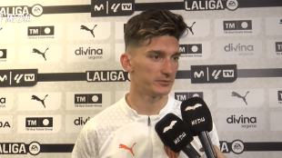 Pepelu destaca la entrega del Valencia CF ante el Betis en Mestalla