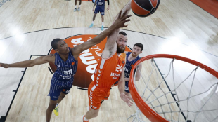 Valencia Basket brilla en Euroliga con una victoria contundente sobre Anadolu Efes