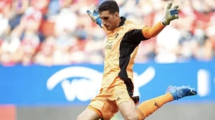 Herrera salva a Osasuna ante el Elche con una exhibición