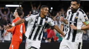 Douglas Aurelio, intervenido por lesión de menisco en el Castellón