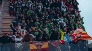 Duelo histórico entre Real Murcia y Hércules: lucha por el ascenso