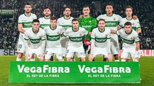 El Elche se prepara para recibir al Barcelona con importantes bajas