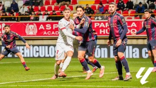 El Levante lucha contra el descenso en una carrera contrarreloj