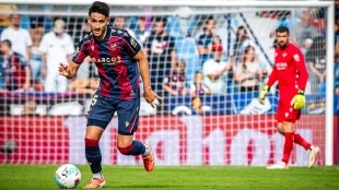 El Levante UD define su posible alineación para el derbi en Mestalla