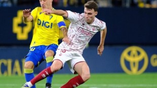 El Real Oviedo busca reforzar su plantilla ante la falta de gol