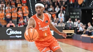 El Valencia Basket brilla en defensa y supera al La Laguna Tenerife en duelo estelar