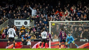 El Valencia CF encuentra soluciones desde el banquillo
