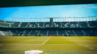 Elche CF colgado el cartel de 'sold out' ante expectación por entrenamiento de Argentina