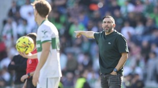 Elche CF vs FC Barcelona: Duelo desigual con mucho en juego