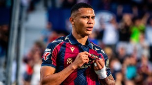 Kervin Arriaga y Mathew Ryan listos para el derbi ante el Valencia