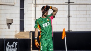 Valencia ajusta su preparación para enfrentar al Rayo Vallecano en dimensiones reducidas