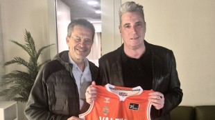 Valencia Basket brilla con una contundente victoria sobre Lointek Gernika