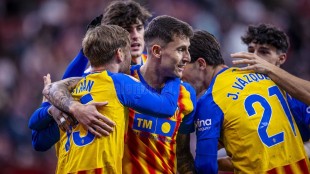 Valencia CF se impone 0-2 al Sporting de Gijón con Raba y Beltrán destacando