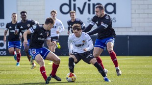 VCF Mestalla lucha por la victoria ante UD Barbastro en Antonio Puchades