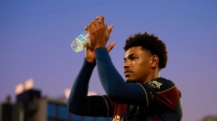 Jugadores del Levante UD durante entrenamiento previo al partido contra Villarreal CF