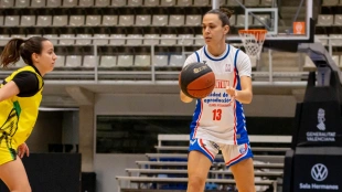 Lucentum arrasa con 89-29 tras defensa asfixiante ante Adesavi