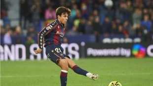 Levante UD confirma su alineación para medirse al Barça