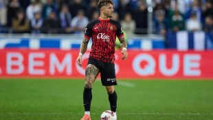 Pablo Maffeo durante un partido con el RCD Mallorca esta temporada