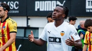 Otorbi amplía su contrato con el Valencia CF hasta 2028