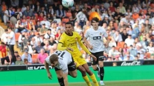 El Valencia suma tres puntos vitales ante el Girona (2-1)