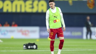 Pepelu durante un entrenamiento del Valencia CF en la Ciudad Deportiva
