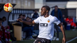 David Otorbi firma renovación contrato Valencia CF hasta 2028