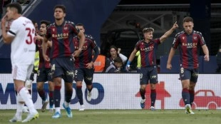 Iván Romero tumba al Sevilla con un doblete y acerca al Levante