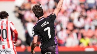 Sergi Canós no regresará al Valencia CF hasta 2025 tras su operación