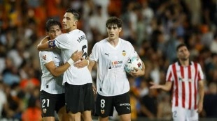 El Valencia busca salvarse en San Mamés tras siete años sin ganar