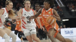 Queralt Casas celebra pase semifinales Valencia Basket LF Endesa