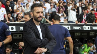 Carlos Corberán durante un partido del Valencia CF en Mestalla