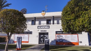 Liam Videla durante un entrenamiento con el Valencia CF Infantil A
