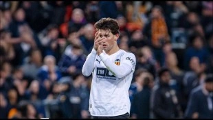 El Celta mejora su oferta por Jesús Vázquez del Valencia CF