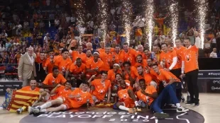 Valencia Basket conquista la ACB y deja al Barça sin título