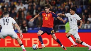 Javi Guerra debuta con España en el empate ante Irak