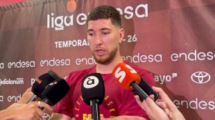 Joel Parra celebra victoria Valencia Basket final Liga Endesa Palau Blaugrana