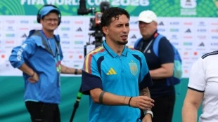 Yeremy Pino, con grave lesión de clavícula tras el España-Uruguay