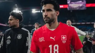 Eray Cömert con la selección de Suiza en el Mundial 2026 ante Bosnia