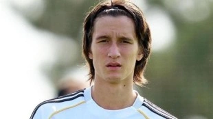 El Valencia CF apunta a Joan Martínez, joven central del Real Madrid