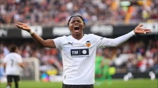 Ramazani manda señales claras al Valencia CF desde Instagram