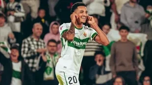 Elche CF cierra su venta histórica con Álvaro Rodríguez a 12,5 millones